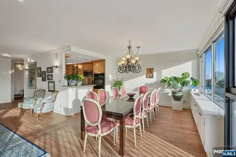 5 Horizon Road Fort Lee NJ 07024