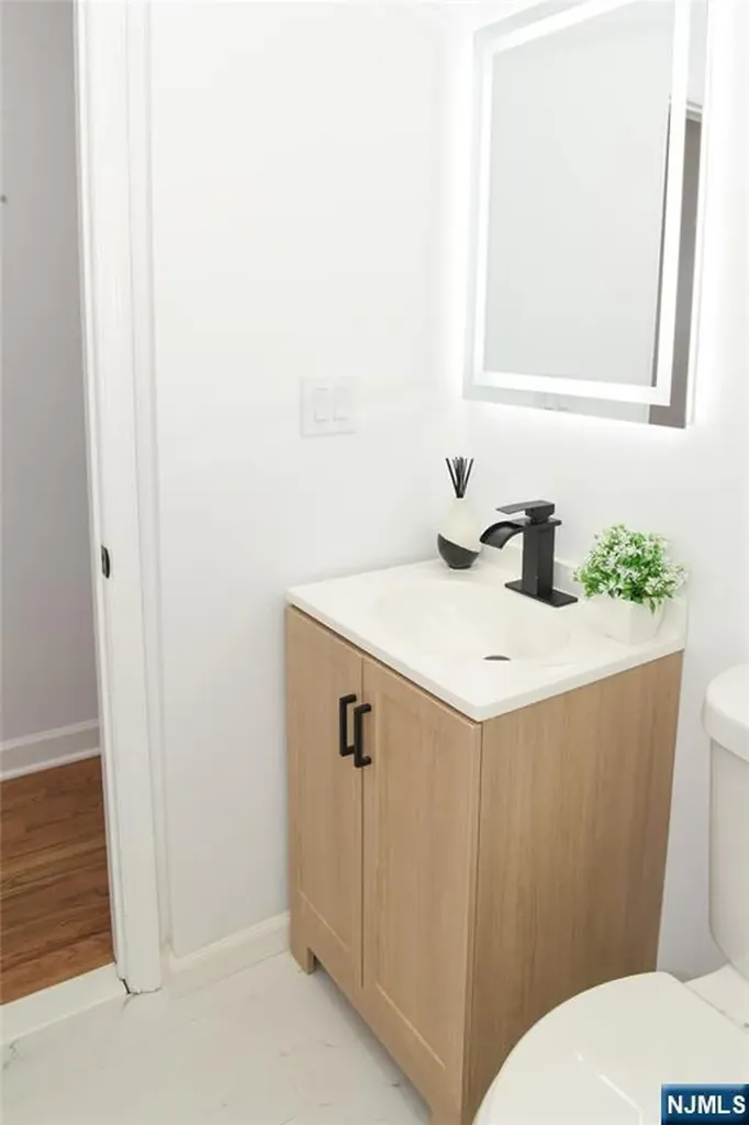 47 Elston Street Bloomfield NJ 07003