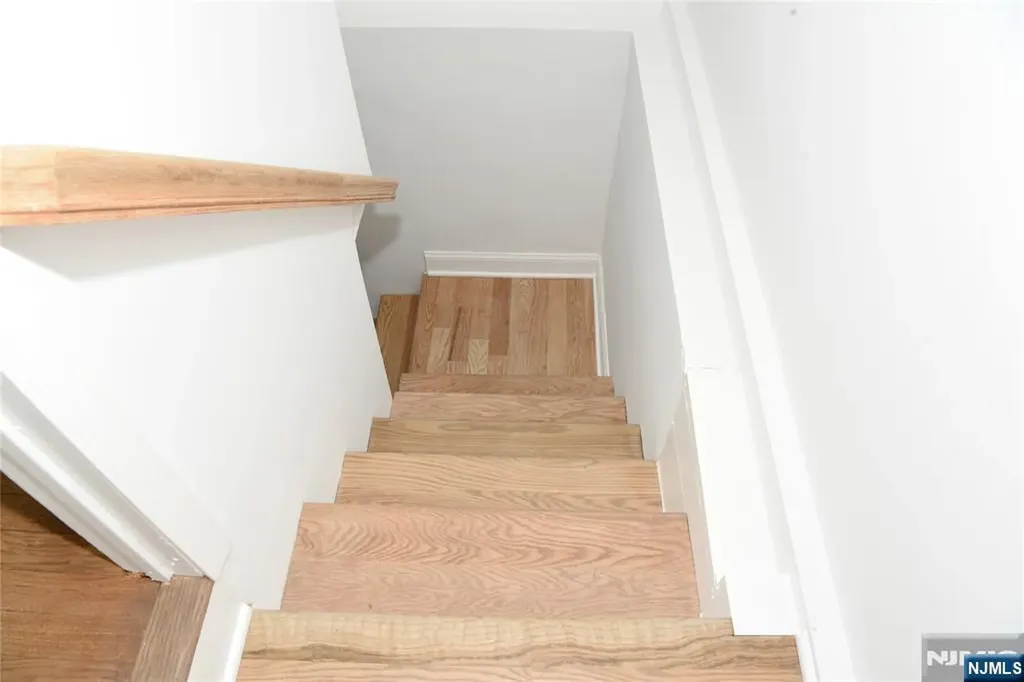 47 Elston Street Bloomfield NJ 07003