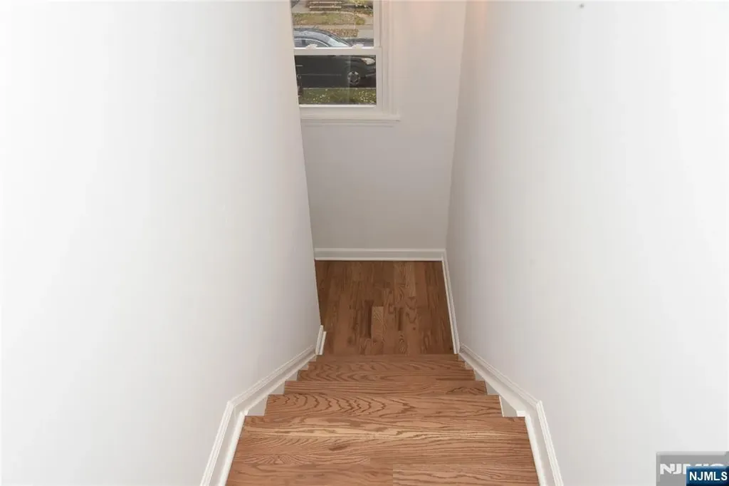 47 Elston Street Bloomfield NJ 07003