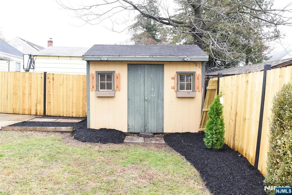 47 Elston Street Bloomfield NJ 07003