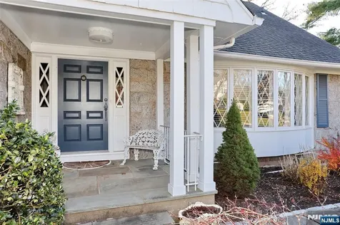 26 Glenwood Road Tenafly NJ 07670