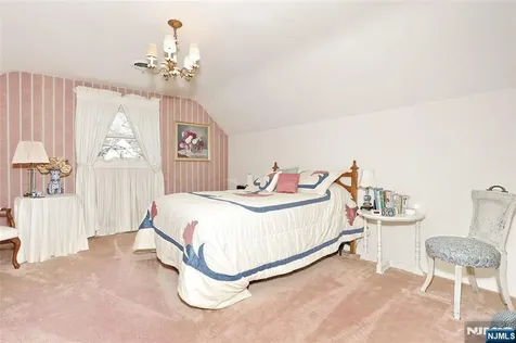 26 Glenwood Road Tenafly NJ 07670