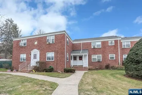 346 Esplanade Hackensack NJ 07601