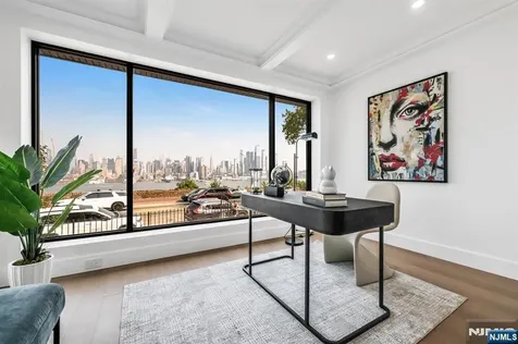 829 Boulevard East Weehawken NJ 07086