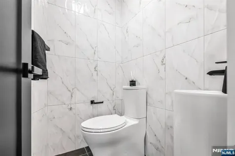 829 Boulevard East Weehawken NJ 07086