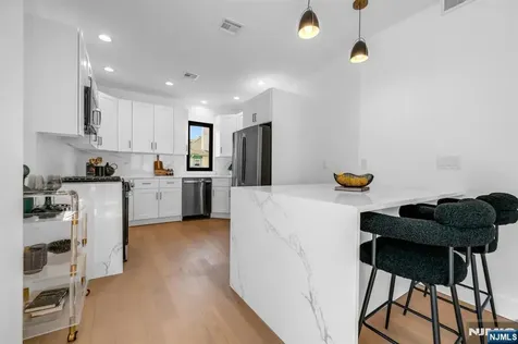 829 Boulevard East Weehawken NJ 07086