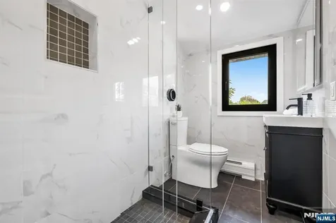 829 Boulevard East Weehawken NJ 07086