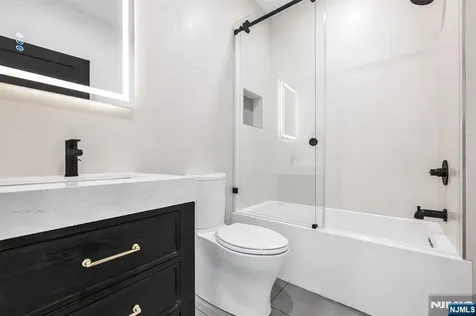 829 Boulevard East Weehawken NJ 07086