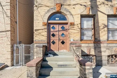 149 Union Street Newark NJ 07105