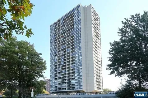6 Horizon Road Fort Lee NJ 07024