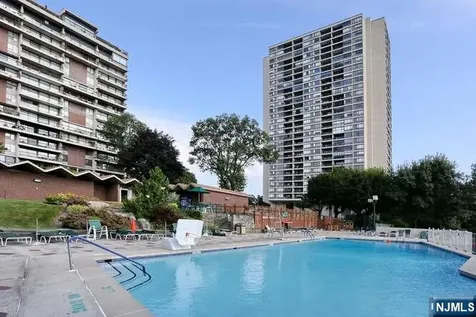 6 Horizon Road Fort Lee NJ 07024