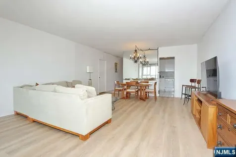 6 Horizon Road Fort Lee NJ 07024