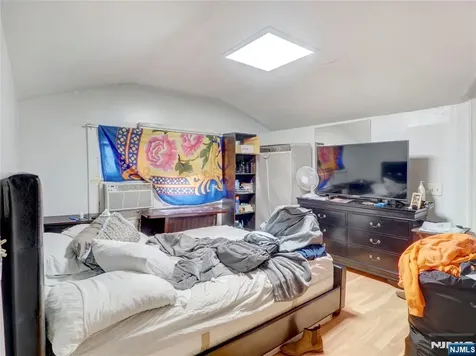 77 Delmar Place Irvington NJ 07111