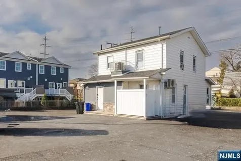 612 Schuyler Avenue North Arlington NJ 07031