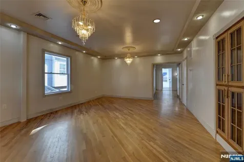 118 14th Street Prospect Park NJ 07508