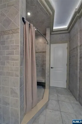 118 14th Street Prospect Park NJ 07508