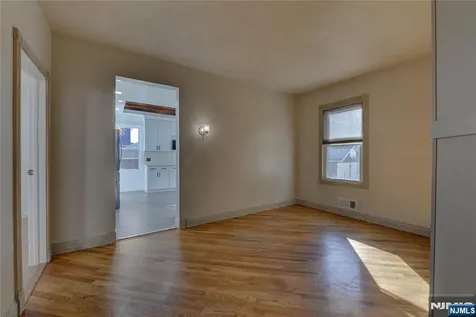 118 14th Street Prospect Park NJ 07508