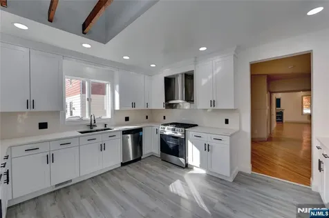 118 14th Street Prospect Park NJ 07508