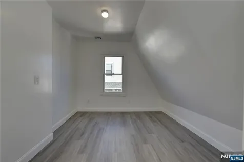 118 14th Street Prospect Park NJ 07508