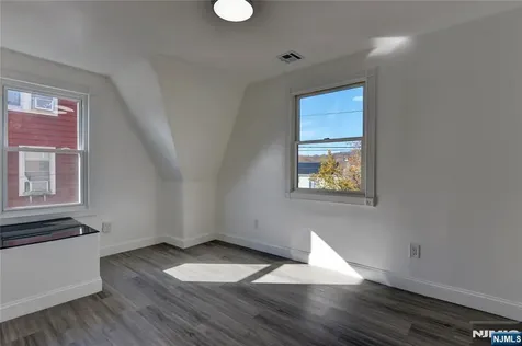 118 14th Street Prospect Park NJ 07508