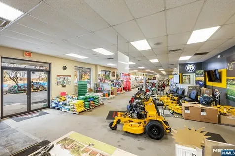 1190 Pompton Avenue Cedar Grove NJ 07009