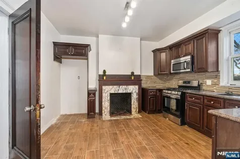 229-235 Ballantine Parkway Newark NJ 07104