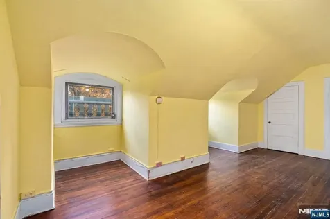229-235 Ballantine Parkway Newark NJ 07104