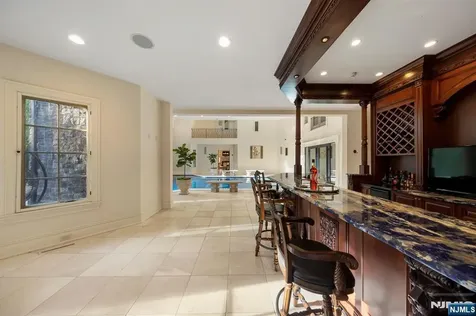 105 Chestnut Ridge Road Saddle River NJ 07458