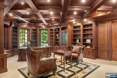105 Chestnut Ridge Road Saddle River NJ 07458
