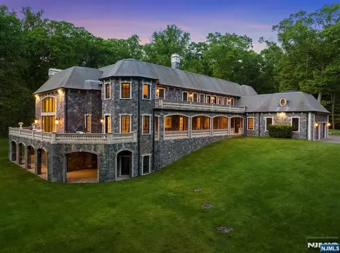 105 Chestnut Ridge Road Saddle River NJ 07458