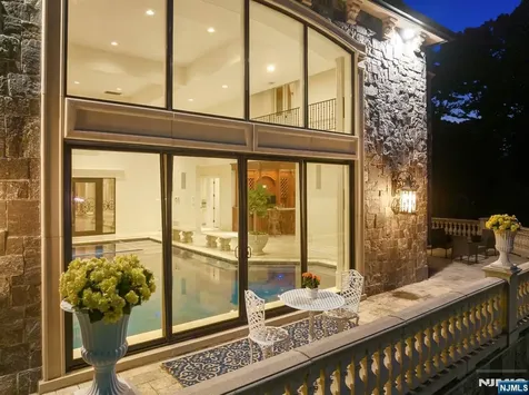 105 Chestnut Ridge Road Saddle River NJ 07458