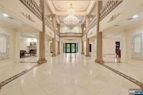105 Chestnut Ridge Road Saddle River NJ 07458