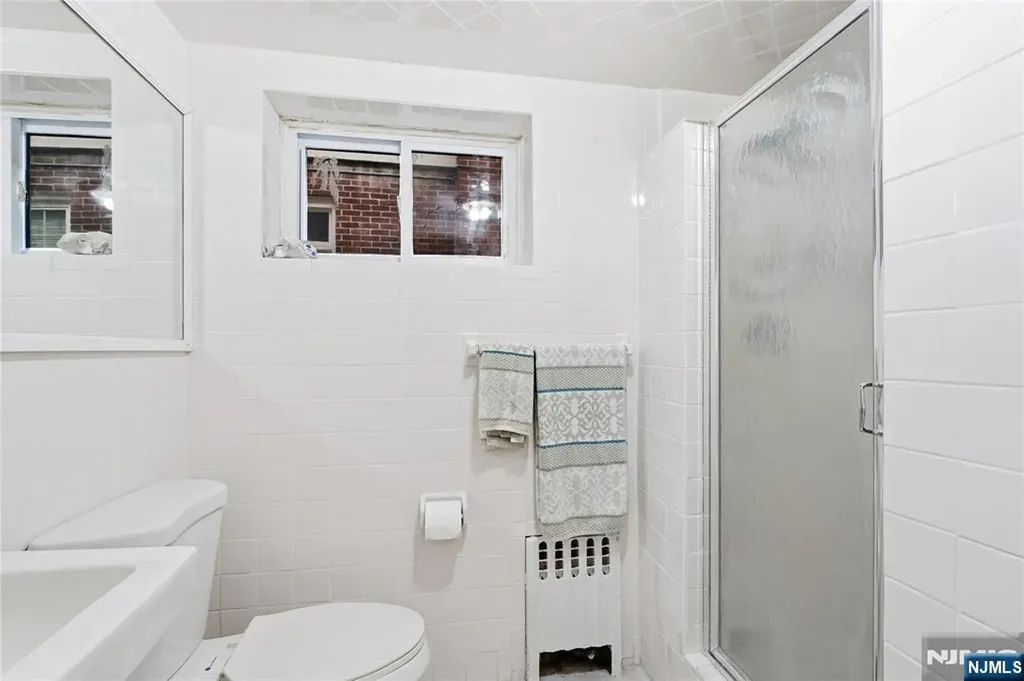 175 Weaver Avenue Bloomfield NJ 07003