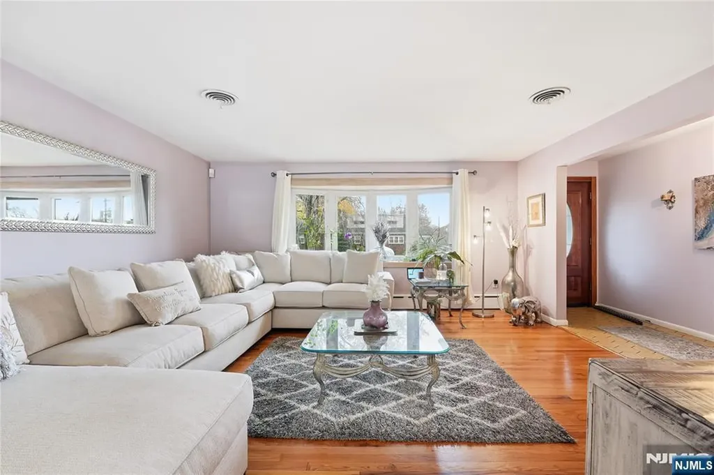 175 Weaver Avenue Bloomfield NJ 07003