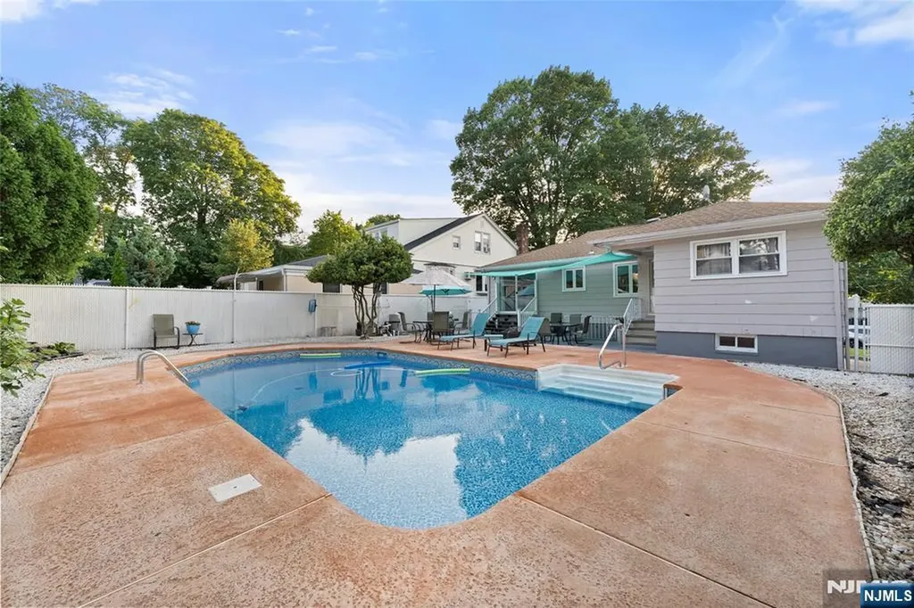 175 Weaver Avenue Bloomfield NJ 07003