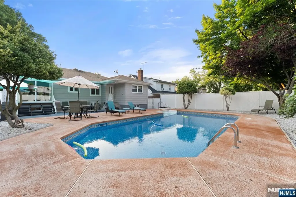 175 Weaver Avenue Bloomfield NJ 07003