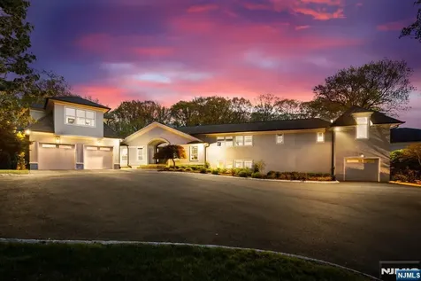 425 Highview Road Englewood NJ 07631