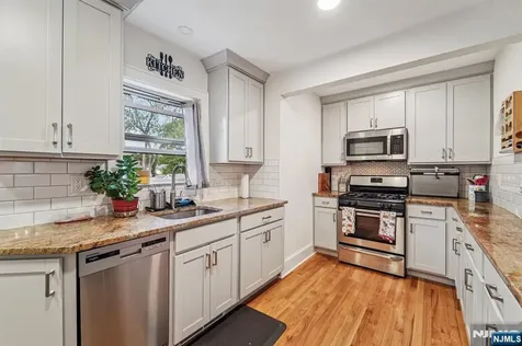 1485 Gaylord Terrace Teaneck NJ 07666