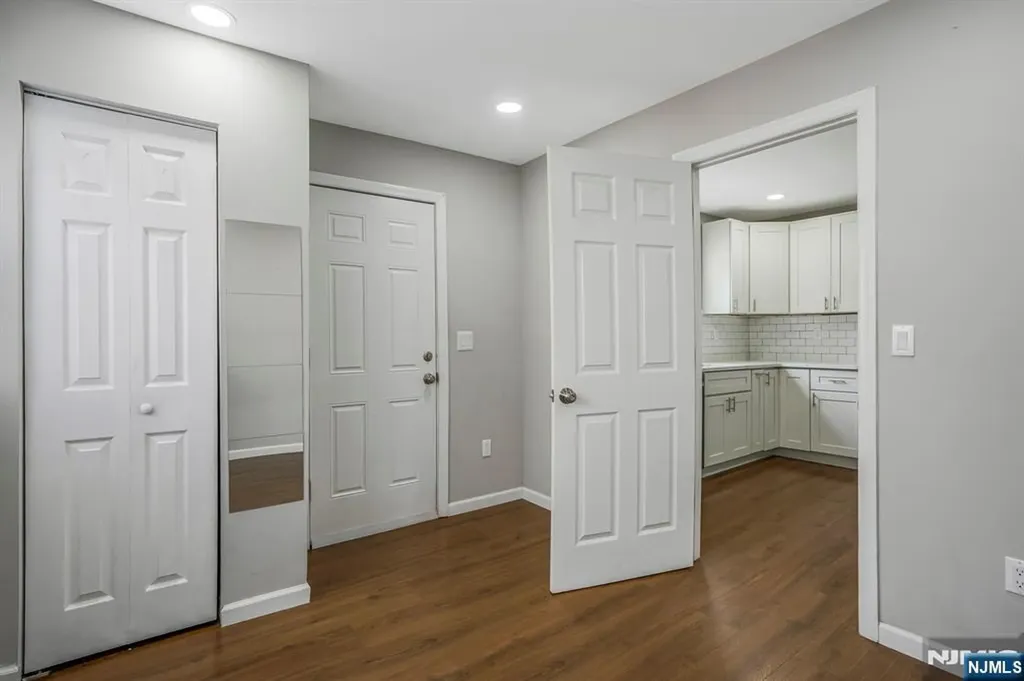 16 Pleasant Belleville NJ 07109