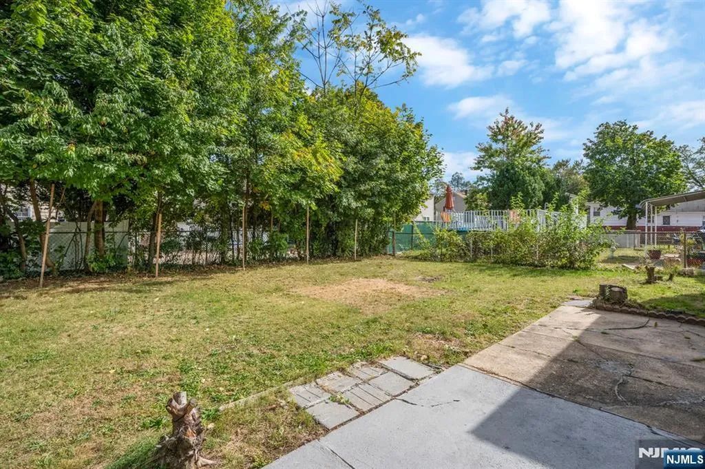 16 Pleasant Belleville NJ 07109