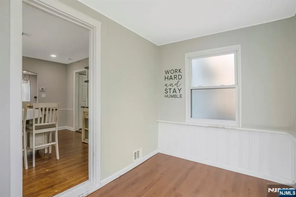 16 Pleasant Belleville NJ 07109