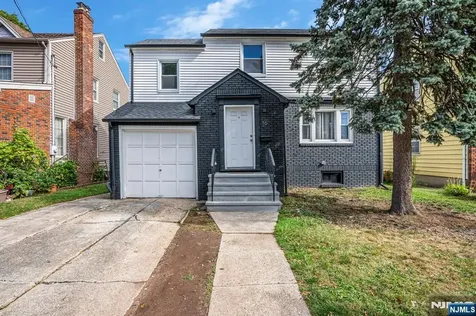 16 Pleasant Belleville NJ 07109