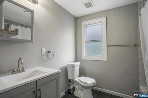16 Pleasant Belleville NJ 07109