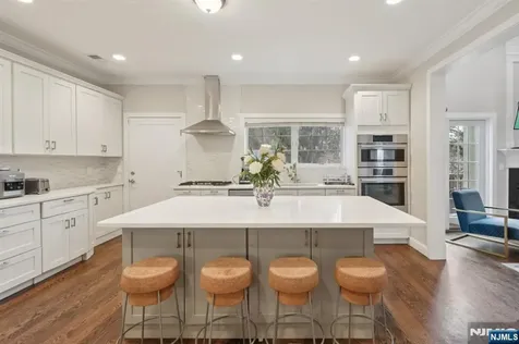 680 Soldier Hill Road Oradell NJ 07649