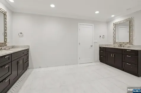 680 Soldier Hill Road Oradell NJ 07649