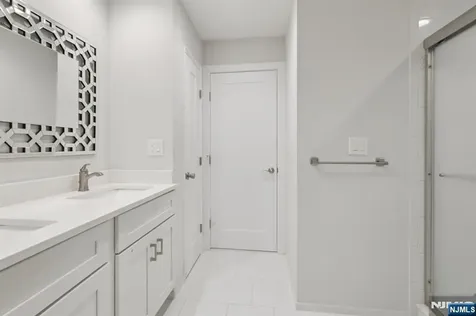 680 Soldier Hill Road Oradell NJ 07649