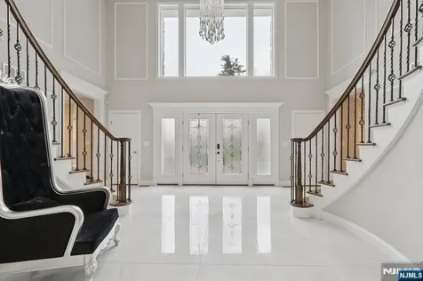 680 Soldier Hill Road Oradell NJ 07649