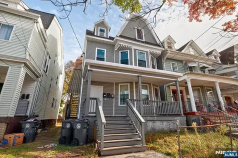 78 Treacy Avenue Newark NJ 07108