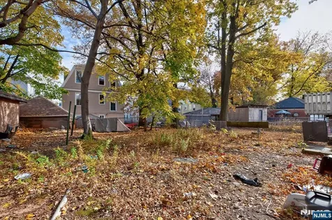 78 Treacy Avenue Newark NJ 07108